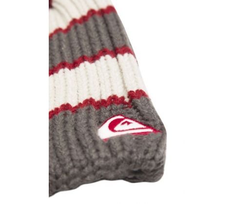 Strikhue fra Quiksilver 