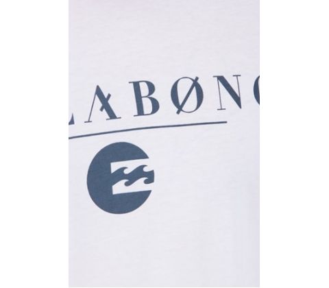 Hvid Billabong t-shirt med elegant print. logo