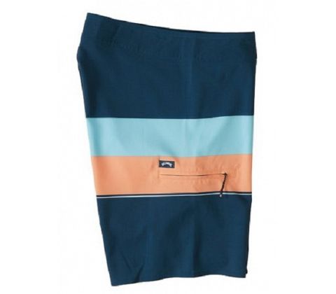 Billabong boardshorts momentum airlite 